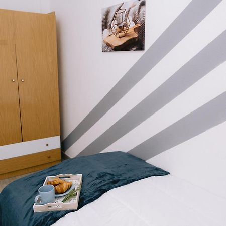 Piso Compartido Delyrent, Renfe Hotell Jaén Exteriör bild