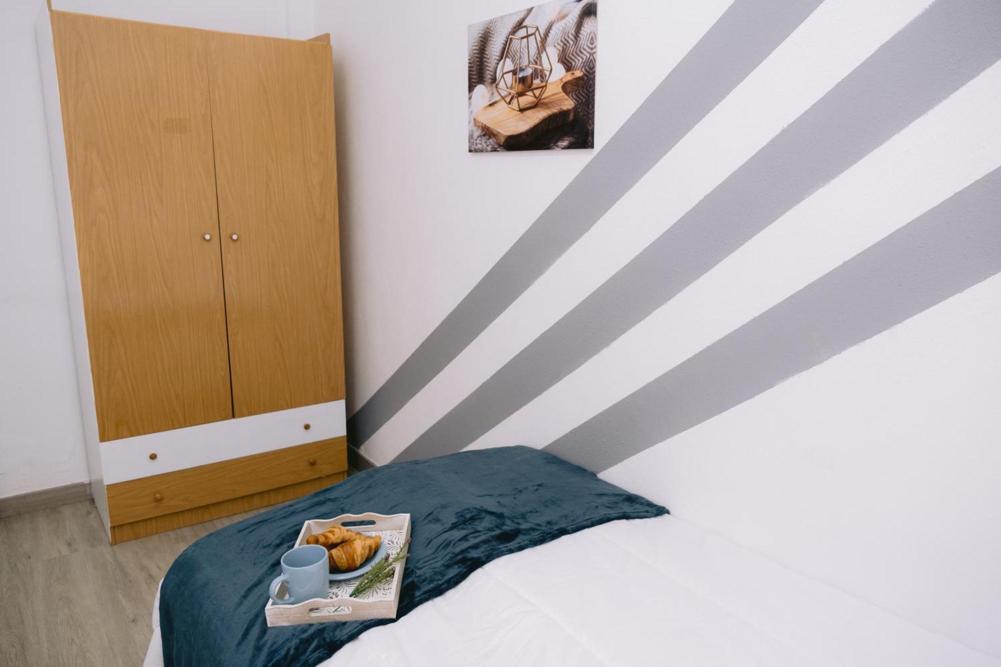 Piso Compartido Delyrent, Renfe Hotell Jaén Exteriör bild