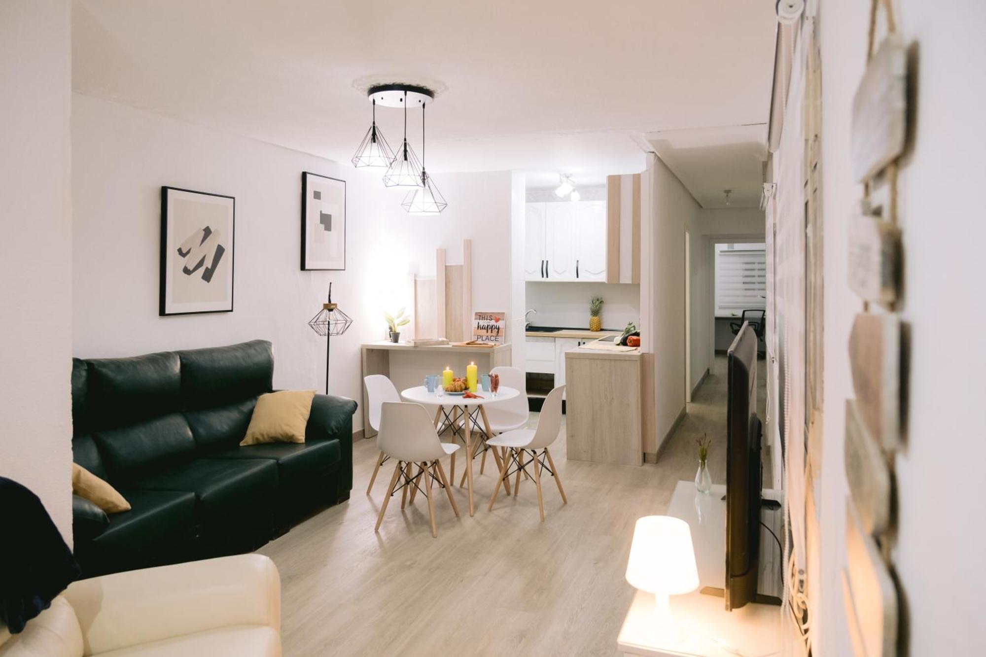 Piso Compartido Delyrent, Renfe Hotell Jaén Exteriör bild