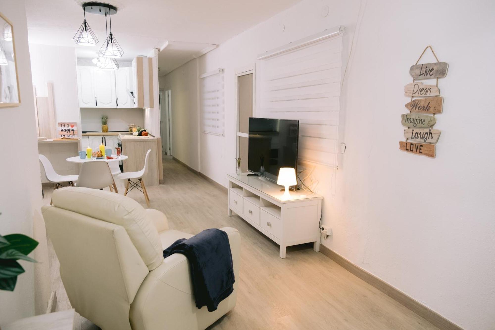 Piso Compartido Delyrent, Renfe Hotell Jaén Exteriör bild