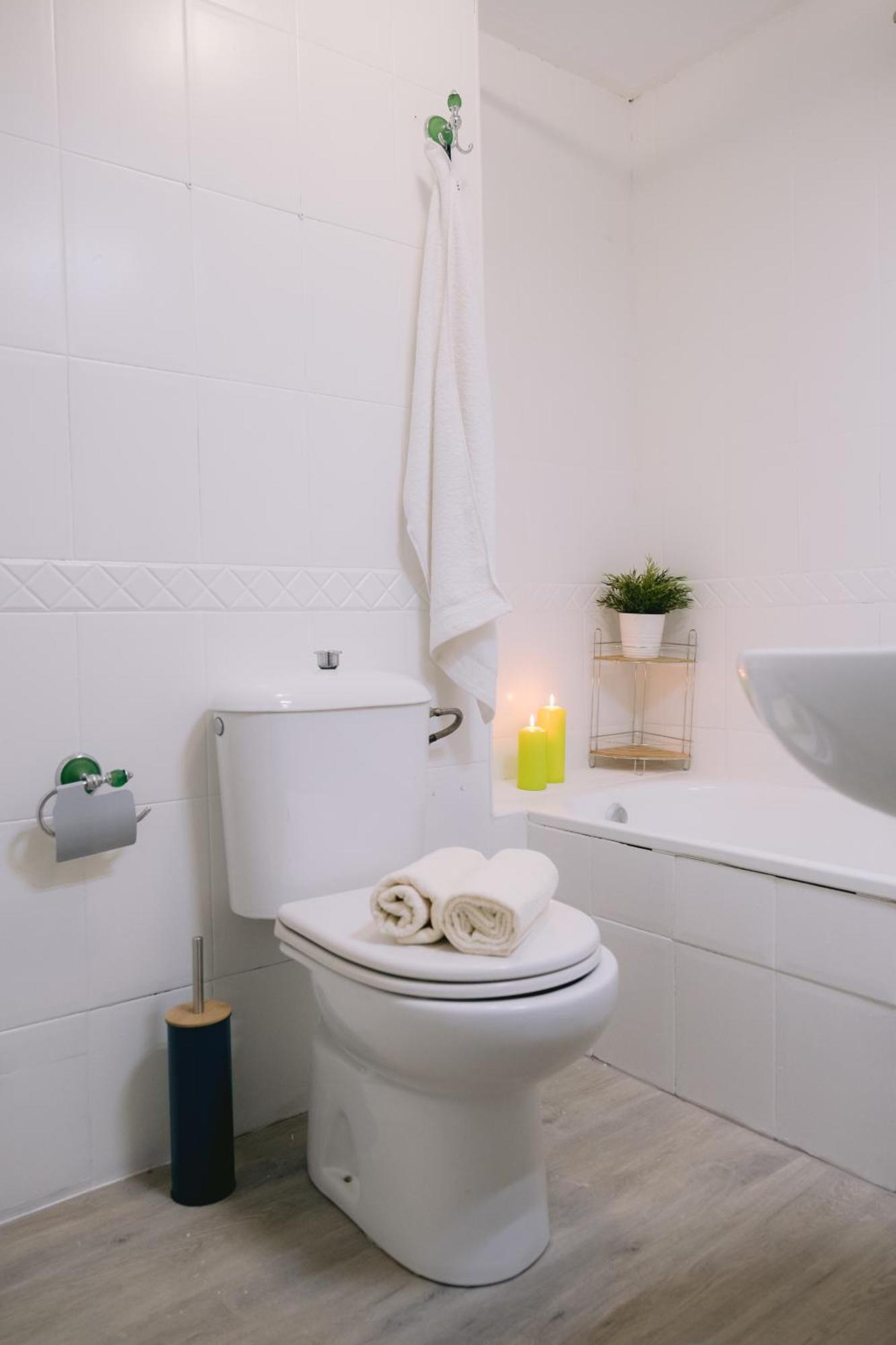 Piso Compartido Delyrent, Renfe Hotell Jaén Exteriör bild
