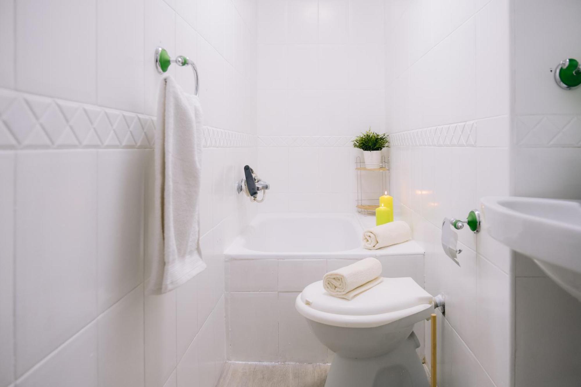 Piso Compartido Delyrent, Renfe Hotell Jaén Exteriör bild
